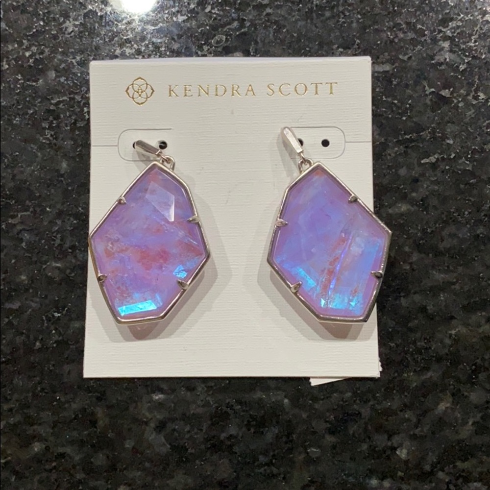 NWT Kendra Scott Earrings